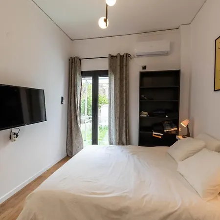 Neos_kosmos_house * Афины